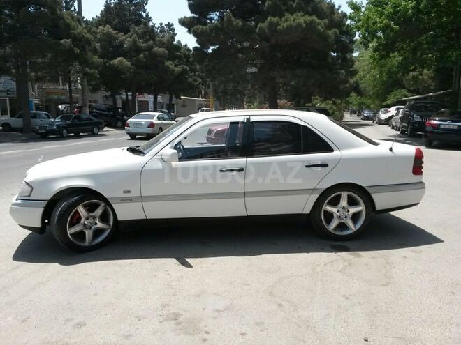 Mercedes C 200 1995, 300,000 km - 2.0 l - Bakı