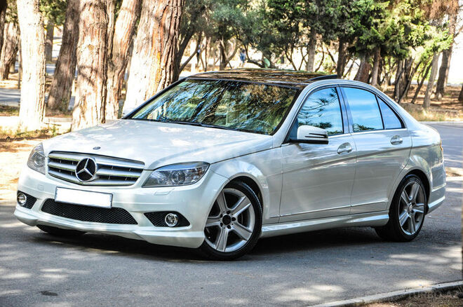 Mercedes C 300 2010, 152,000 km - 3.0 l - Sumqayıt