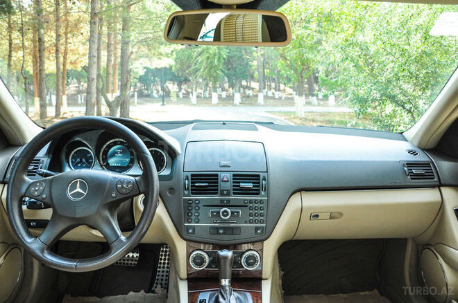 Mercedes C 300 2010, 152,000 km - 3.0 l - Sumqayıt