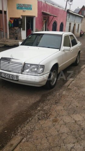 Mercedes E 300 1988, 380,000 km - 3.0 l - Bakı