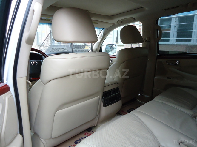 Lexus LX 570 2009, 124,544 km - 5.7 l - Bakı