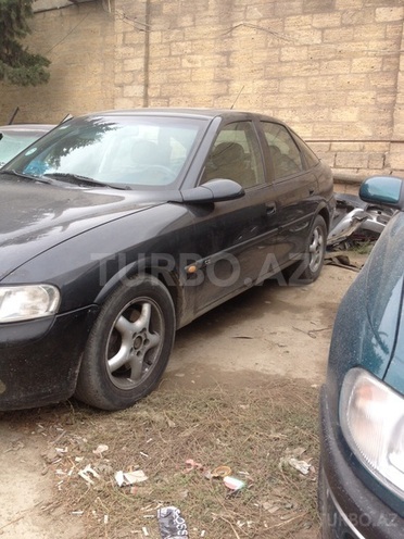 Opel Vectra 1996, 380,000 km - 2.0 л - Bakı