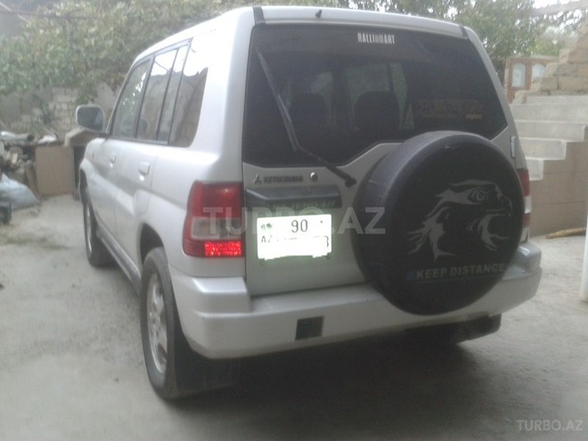 Mitsubishi Pajero io 1999, 130,000 km - 1.8 l - Bakı