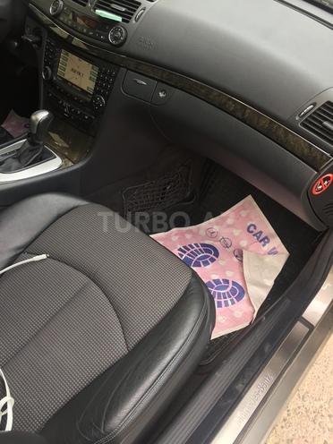 Mercedes E 270 2003, 160,000 km - 2.7 л - Bakı