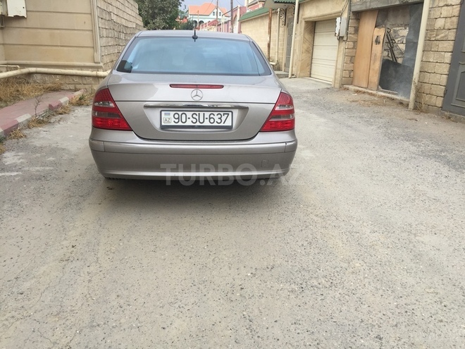 Mercedes E 270 2003, 160,000 km - 2.7 л - Bakı