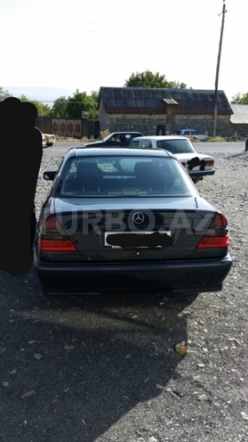 Mercedes C 180 1999, 230,000 km - 1.8 л - Şəki