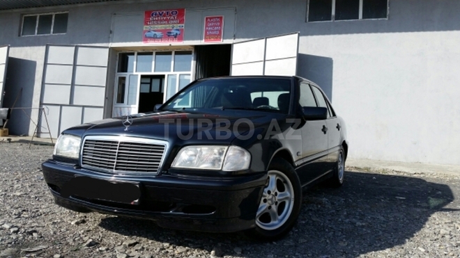 Mercedes C 180 1999, 230,000 km - 1.8 л - Şəki