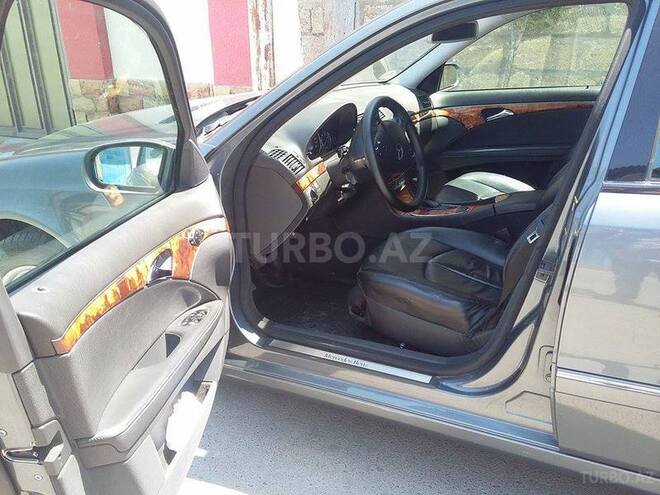 Mercedes E 220 2006, 82,000 km - 2.2 л - Bakı