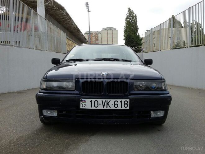BMW 325 1992, 236,000 km - 2.5 l - Bakı