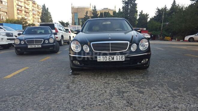 Mercedes E 320 2002, 180,000 km - 3.2 л - Bakı