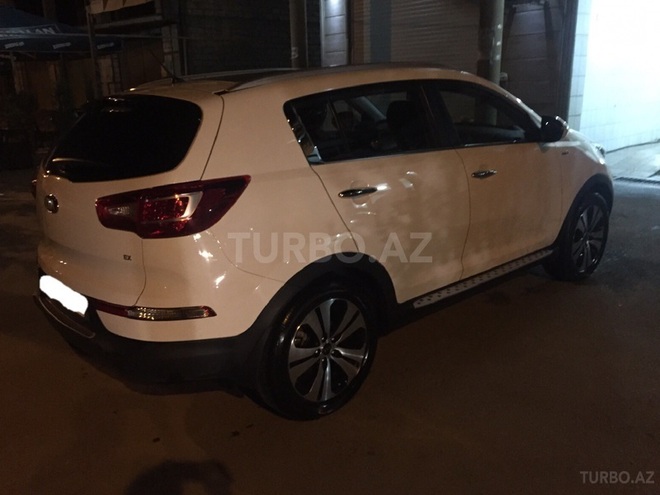 Kia Sportage 2012, 97,000 km - 2.4 l - Bakı