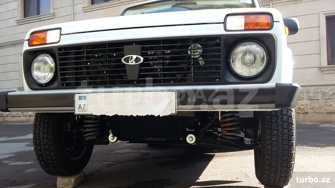 LADA (VAZ) Niva 2015, 6,000 km - 1.7 l - Qusar