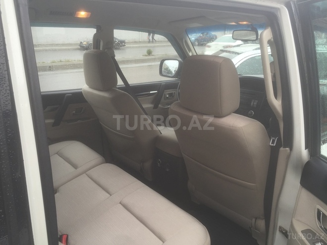 Mitsubishi Pajero 2011, 89,653 km - 3.5 l - Bakı