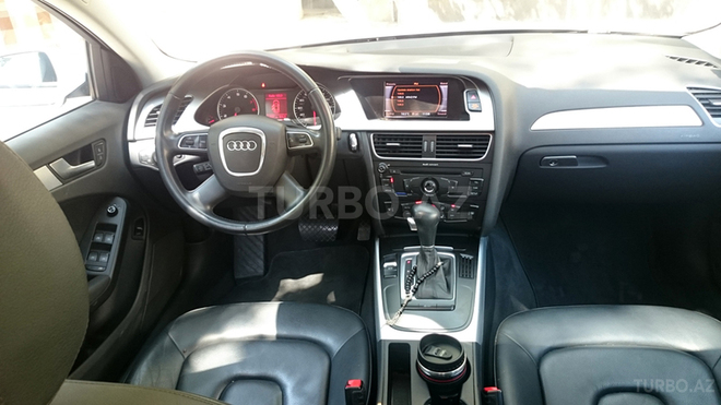 Audi A4 2010, 54,976 km - 2.0 l - Bakı