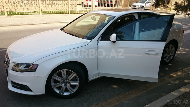 Audi A4 2010, 54,976 km - 2.0 l - Bakı