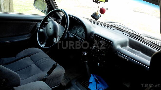 GAZ 3102 2001, 118,654 km - 2.4 l - Qusar