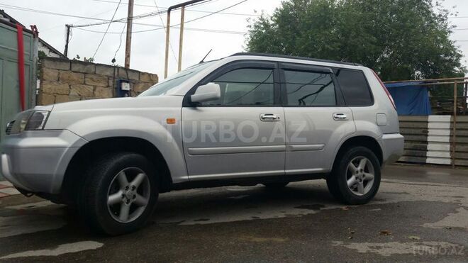 Nissan X-Trail 2000, 214,000 km - 2.0 л - Bakı