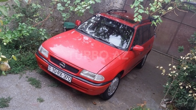 Opel Astra 1991, 260,000 km - 1.8 l - Bakı