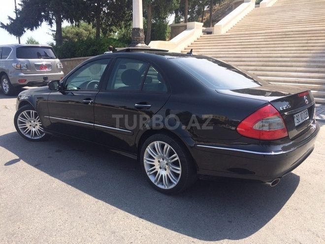 Mercedes E 200 2007, 105,000 km - 1.8 l - Bakı