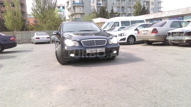 Mercedes C 220 2002, 187,452 km - 2.2 l - Bakı