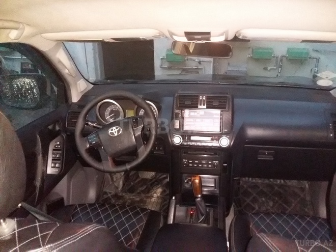 Toyota Prado 2010, 118,000 km - 2.7 l - Bakı