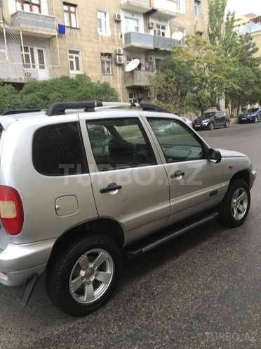 Chevrolet Niva 2008, 120,000 km - 1.7 л - Bakı