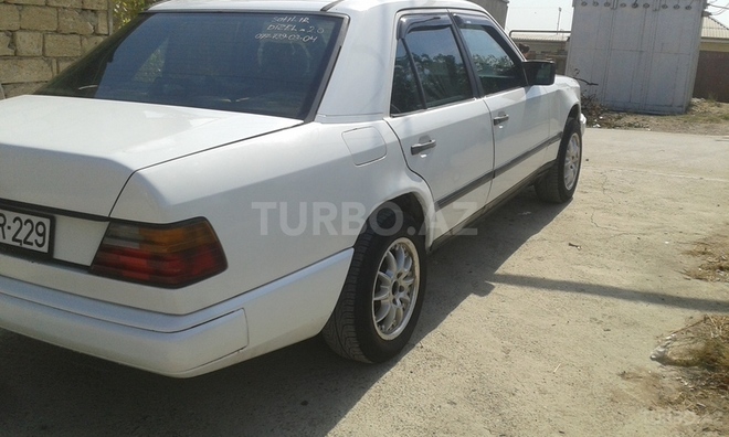 Mercedes E 200 1987, 510,000 km - 2.0 l - Bakı