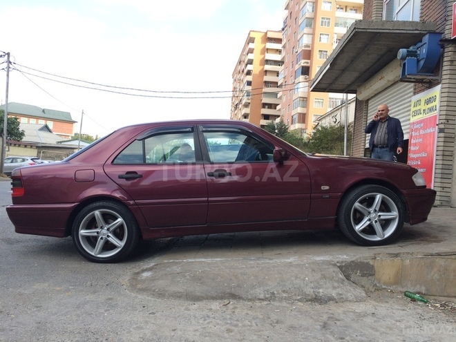Mercedes C 180 1998, 256,000 km - 1.8 l - Bakı