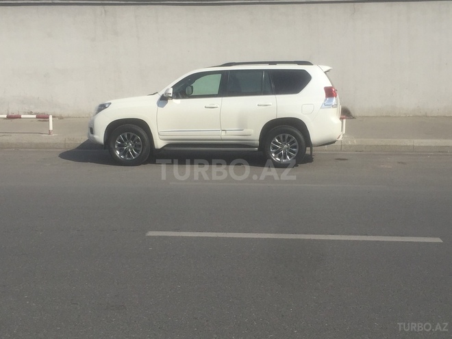 Toyota Prado 2009, 62,340 km - 4.0 l - Bakı