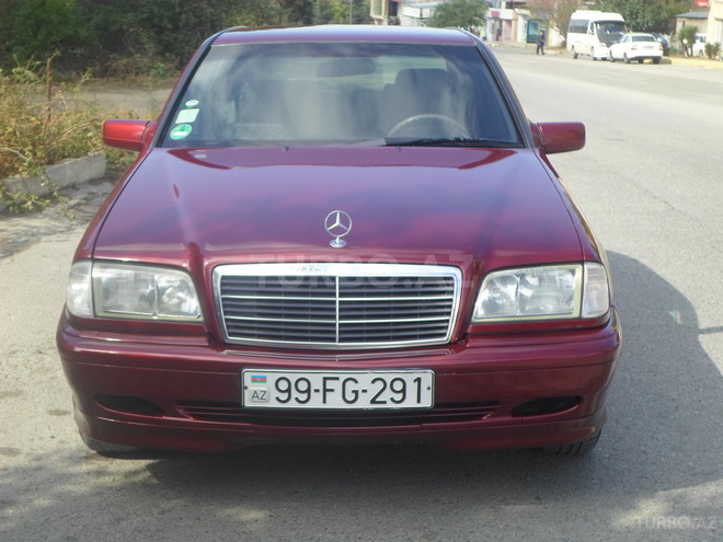 Mercedes C 180 1999, 262,123 km - 1.8 l - Bakı