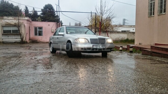 Mercedes C 180 1997, 210,000 km - 1.8 л - Bakı