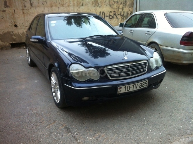 Mercedes C 240 2000, 285,000 km - 2.4 л - Bakı
