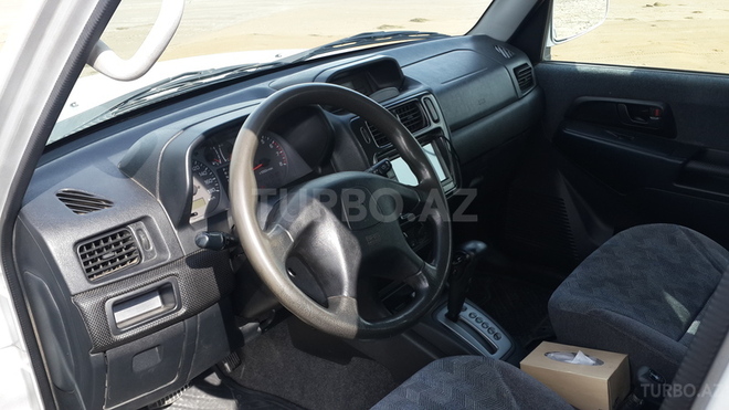 Mitsubishi Pajero io 2001, 156,000 km - 2.0 l - Bakı