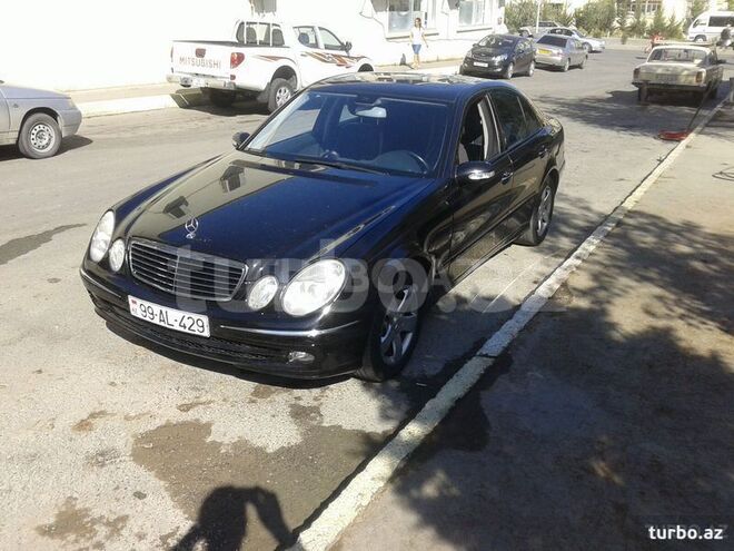 Mercedes E 220 2006, 200,000 km - 2.2 l - Bakı