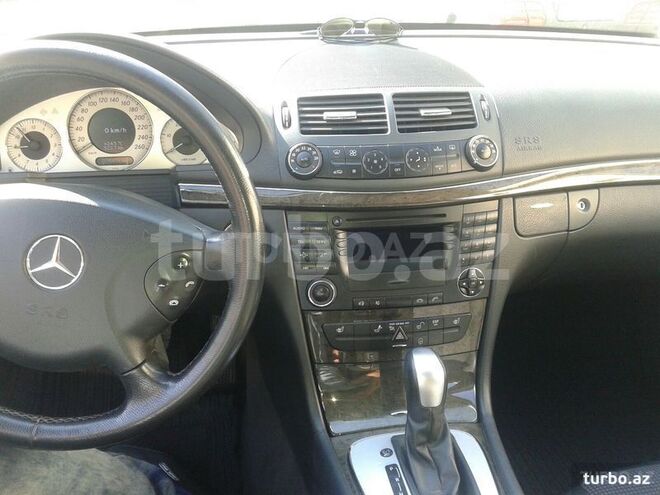 Mercedes E 220 2006, 200,000 km - 2.2 l - Bakı