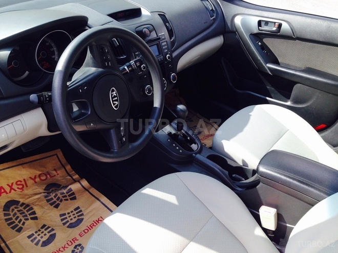 Kia Cerato 2009, 88,700 km - 2.0 l - Bakı