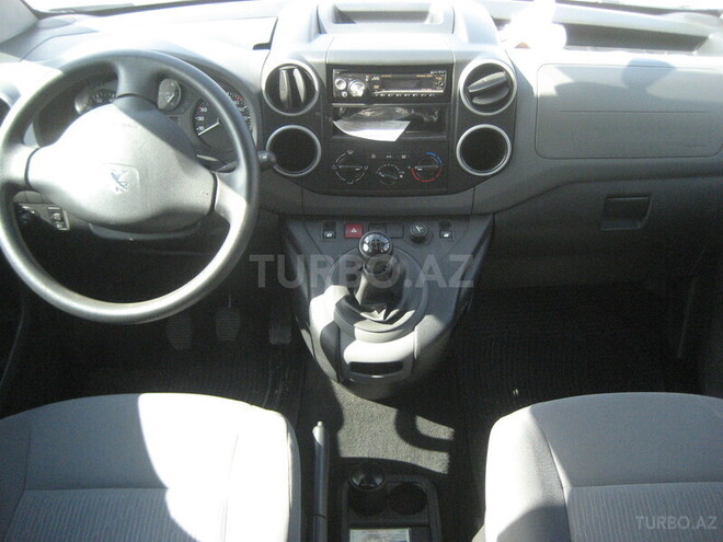 Peugeot Partner 2013, 25,700 km - 1.6 л - Bakı