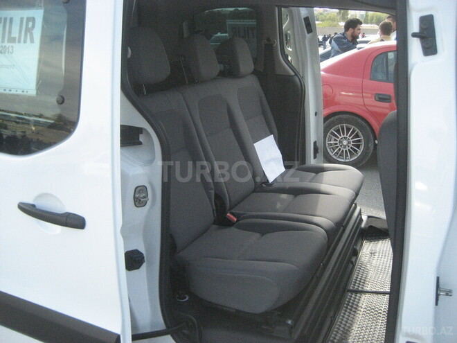 Peugeot Partner 2013, 25,700 km - 1.6 л - Bakı