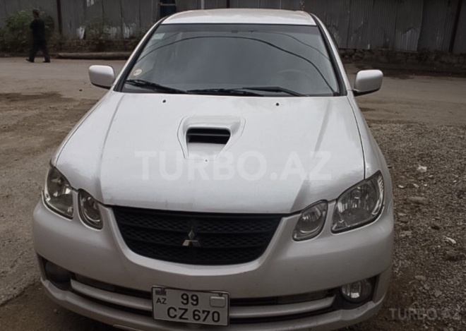 Mitsubishi Airtrek 2003, 1,700,000 km - 2.0 l - Bakı
