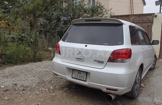Mitsubishi Airtrek 2003, 1,700,000 km - 2.0 l - Bakı