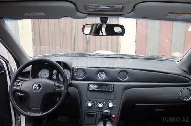 Mitsubishi Airtrek 2003, 1,700,000 km - 2.0 l - Bakı