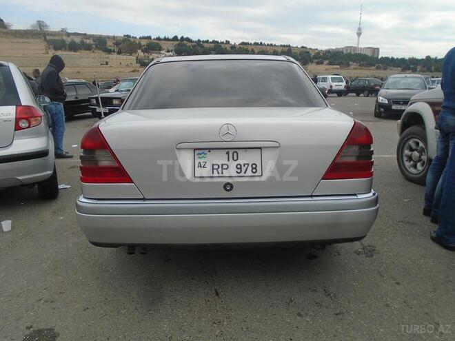Mercedes C 220 1995, 200,000 km - 2.2 l - Bakı