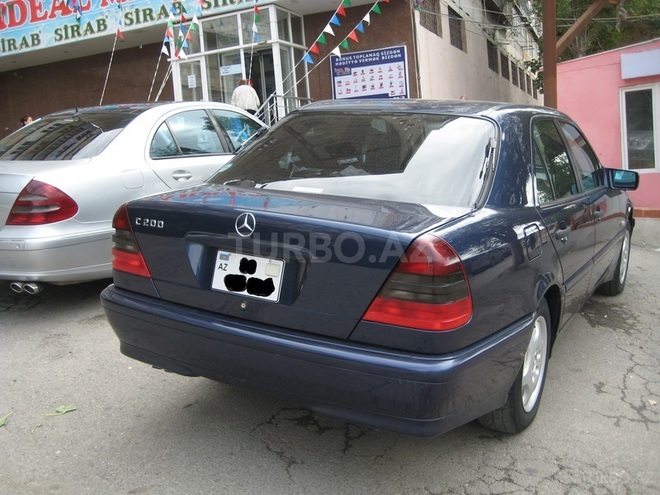 Mercedes C 200 2000, 110,000 km - 0.2 l - Bakı