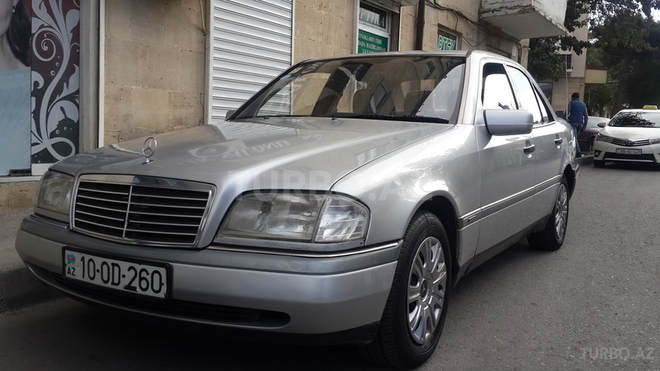 Mercedes C 200 1995, 277,000 km - 2.0 л - Bakı