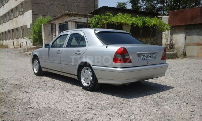 Mercedes C 180 1993, 230,000 km - 1.8 л - Sumqayıt