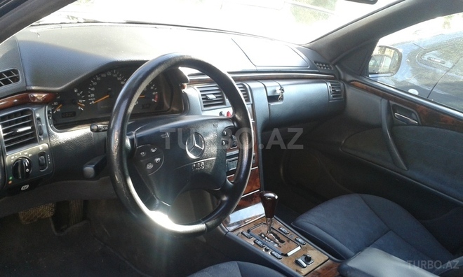 Mercedes C 240 2000, 220,000 km - 0.2 l - Bakı