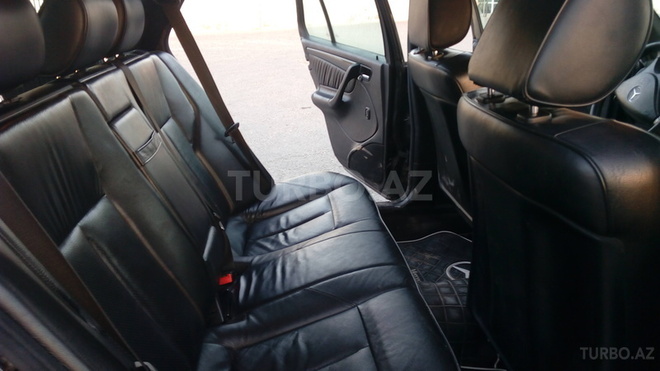 Mercedes C 220 2000, 177,700 km - 2.2 л - Bakı