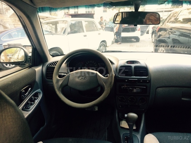 Hyundai Accent 2004, 200,000 km - 1.5 л - Bakı