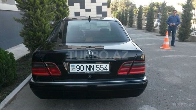 Mercedes E 240 1998, 234,000 km - 2.4 л - Bakı