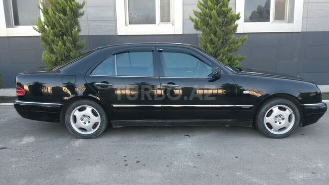 Mercedes E 240 1998, 234,000 km - 2.4 л - Bakı